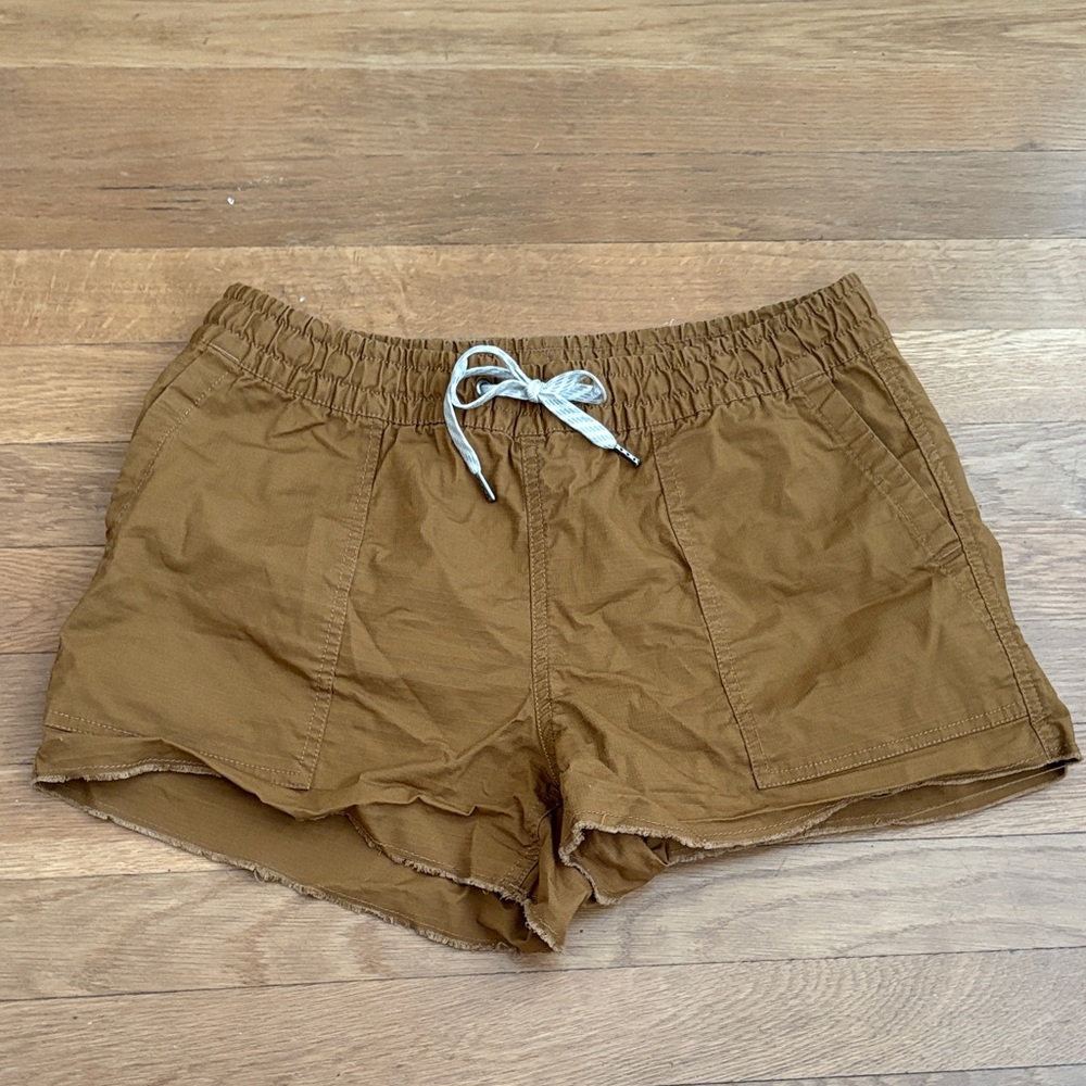 Vuori Vintage Ripstop Short